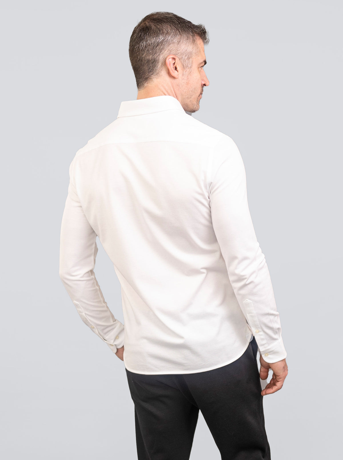 #color_white solid