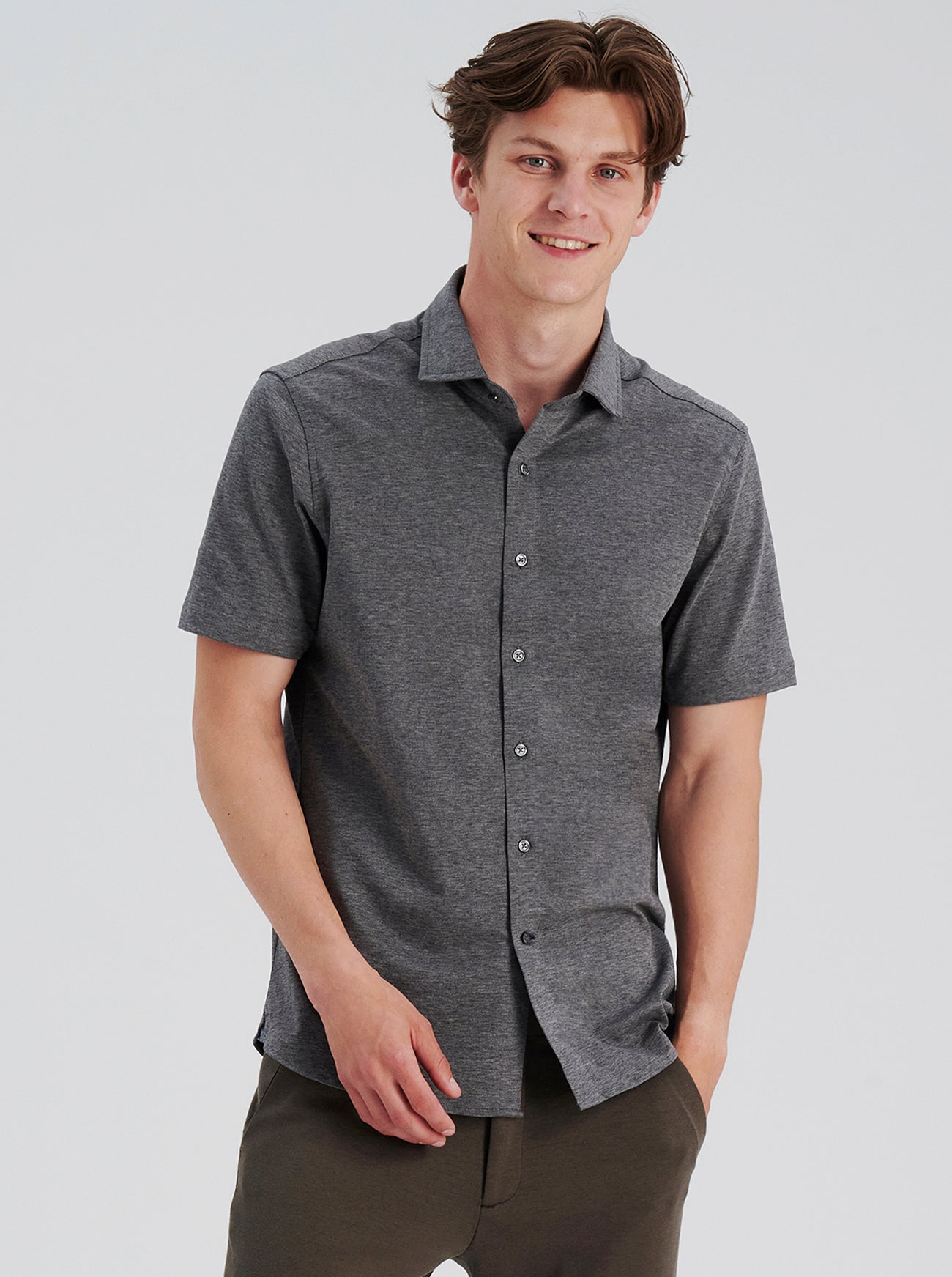Performance Knit Short Sleeve Shirt Solid Button Down - Slim Fit